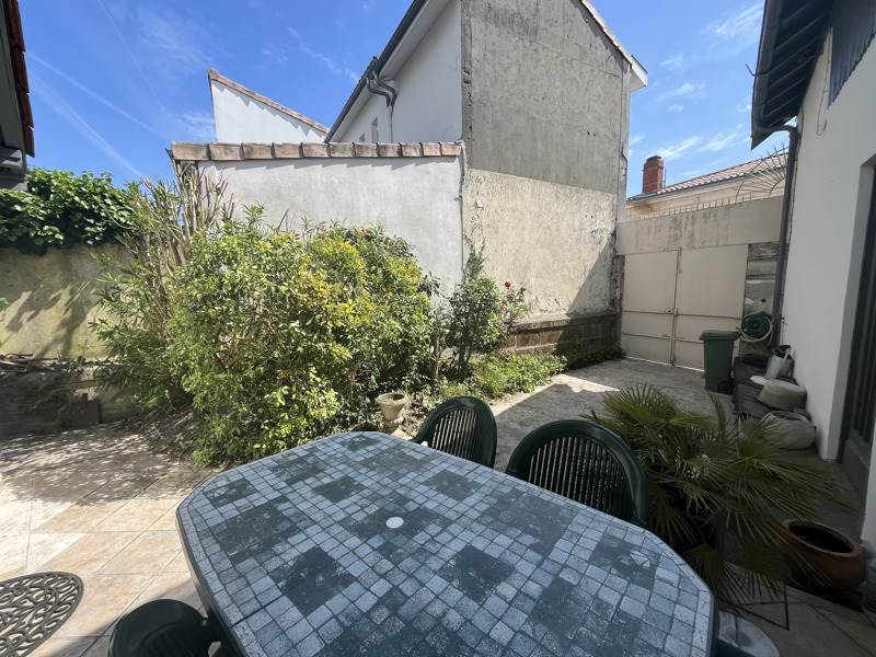 Vente Maison BEGLES - 4 pièces -85 m² - (33130)