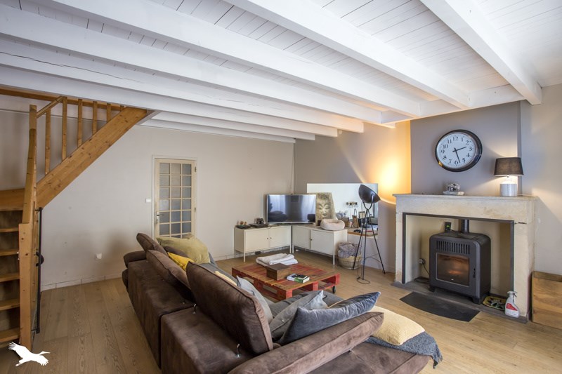 Vente Maison ST LAURENT DE LA PREE - 9 pièces -195 m² - (17450)