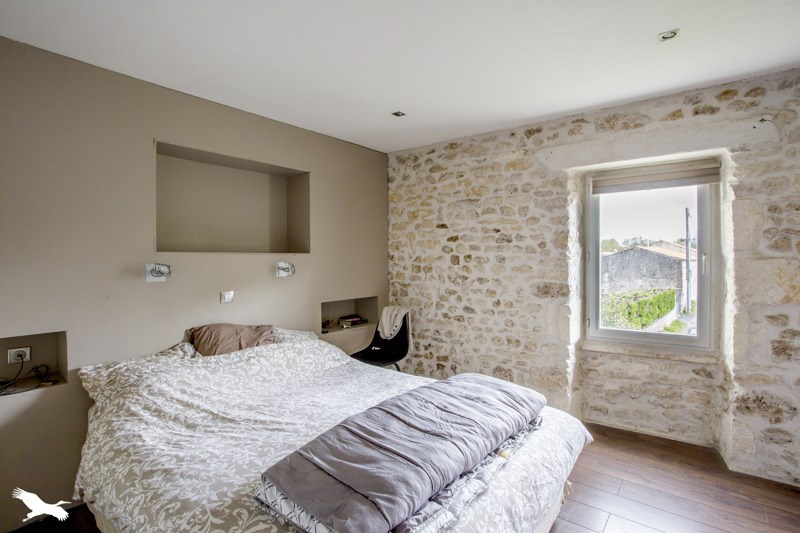 Vente Maison ST LAURENT DE LA PREE - 9 pièces -195 m² - (17450)