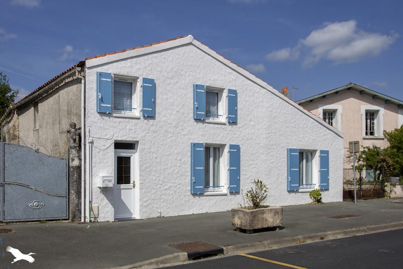 Vente Maison ST LAURENT DE LA PREE - 6 pièces -98 m² - (17450)