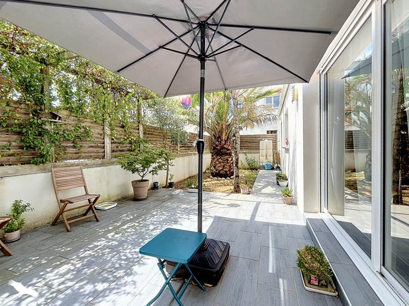 Vente Maison ST LAURENT DE LA PREE - 5 pièces -130 m² - (17450)