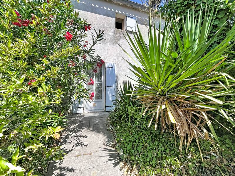 Vente Maison ST LAURENT DE LA PREE - 3 pièces -79 m² - (17450)
