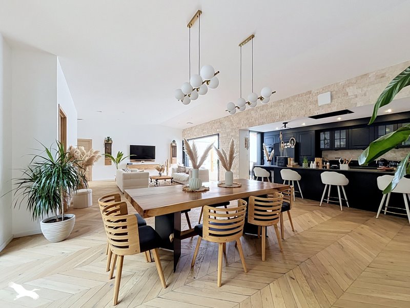 Vente Maison ST LAURENT DE LA PREE 17450 5 pièces - 172 m²