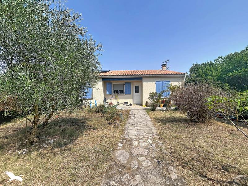 Vente Maison Breuil-Magné - 5 pièces -138 m² - (17870)