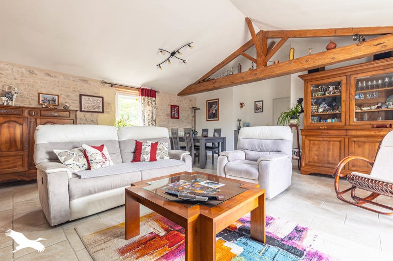 Vente Maison Breuil-Magné - 5 pièces -154 m² - (17870)