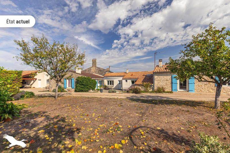 Vente Maison Breuil-Magné - 5 pièces -154 m² - (17870)