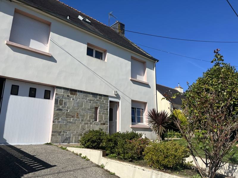 Vente Maison ELLIANT - 8 pièces -100 m² - (29370)
