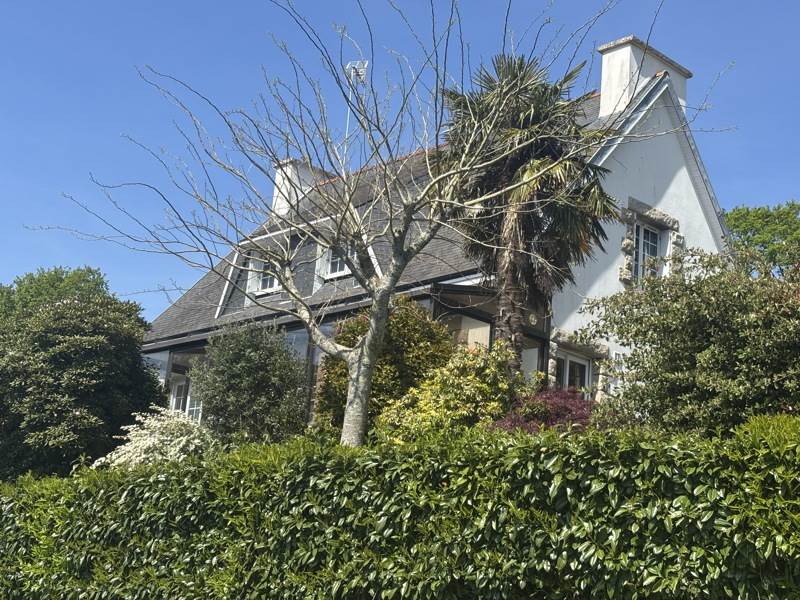 Vente Maison ELLIANT - 7 pièces -120 m² - (29370)