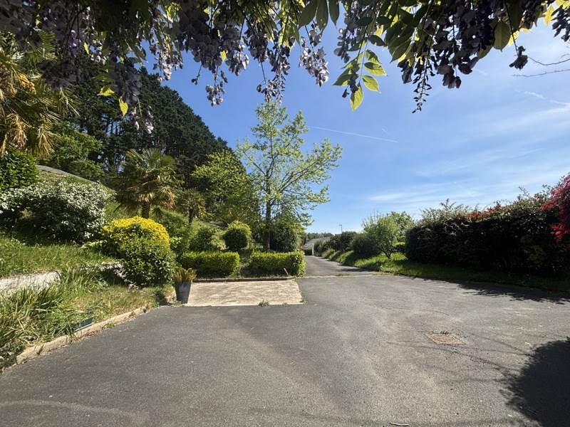 Vente Maison ELLIANT - 7 pièces -120 m² - (29370)