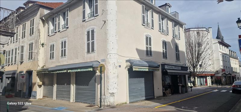 Vente Appartement LOURDES - 6 pièces -161 m² - (65100)