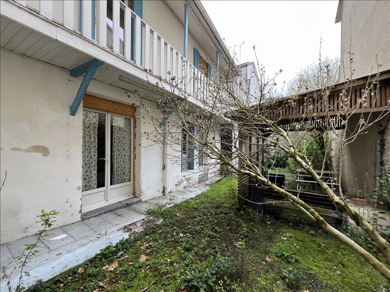Vente Immeuble LOURDES - -  204 m² - (65100)
