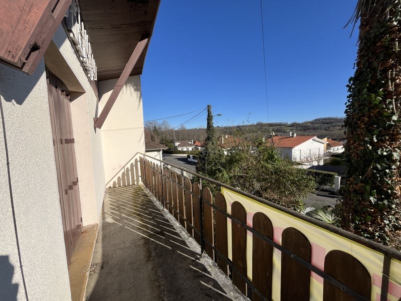 Vente Immeuble LOURDES - -  437 m² - (65100)