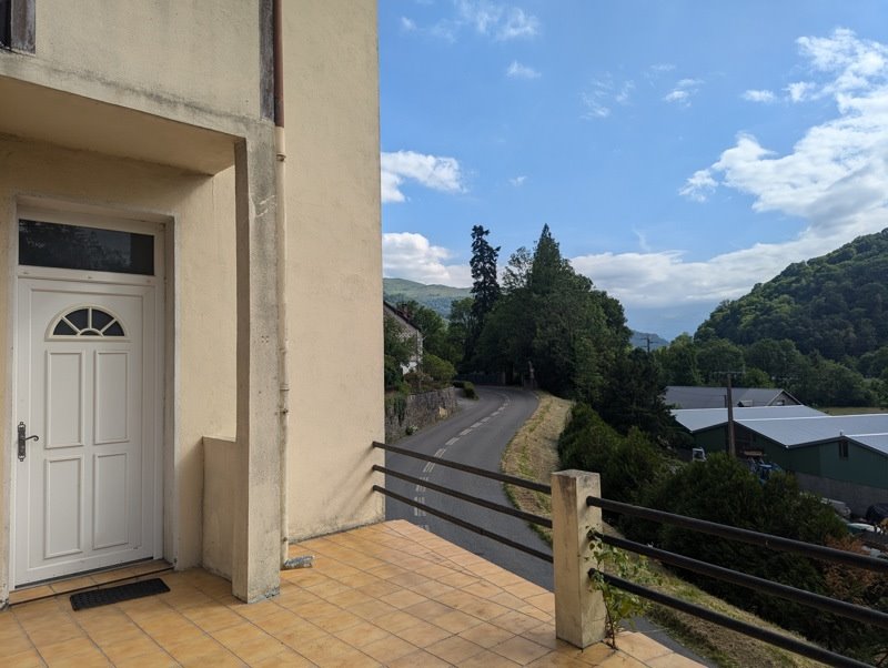 Vente Immeuble LUGAGNAN - -  200 m² - (65100)