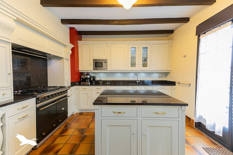 Vente Maison LOURDES - 10 pièces -487 m² - (65100)