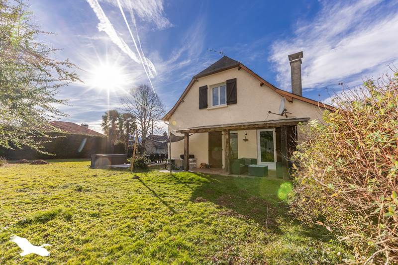 Vente Maison ADE 65100 6 pièces - 187 m²