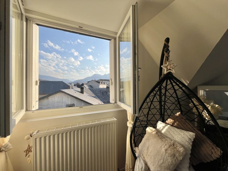 Vente Immeuble LOURDES - -  238 m² - (65100)