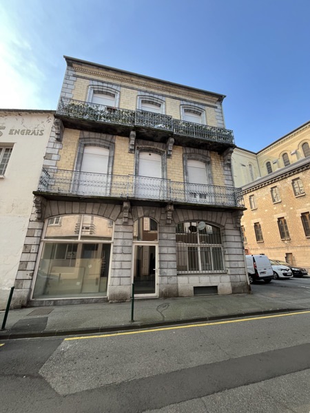 Vente Immeuble LOURDES - -  238 m² - (65100)