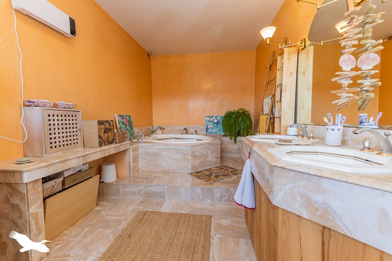 Vente Maison POUEYFERRE - 6 pièces -160 m² - (65100)