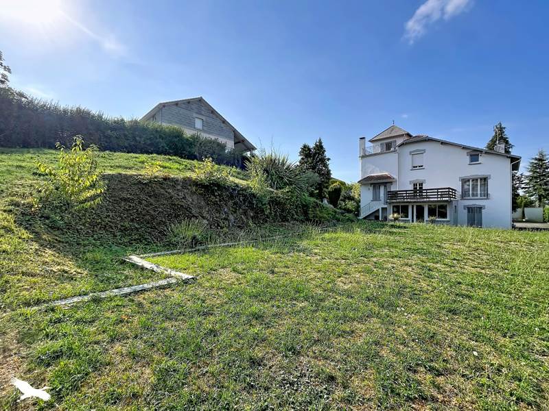 Vente Maison LOURDES - 6 pièces -134 m² - (65100)
