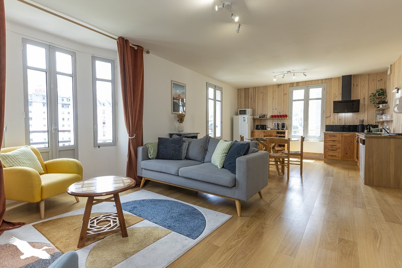 Vente Appartement LOURDES - 4 pièces -85 m² - (65100)