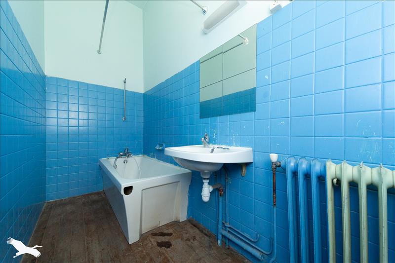 Vente Maison CAVIGNAC - 8 pièces -205 m² - (33620)