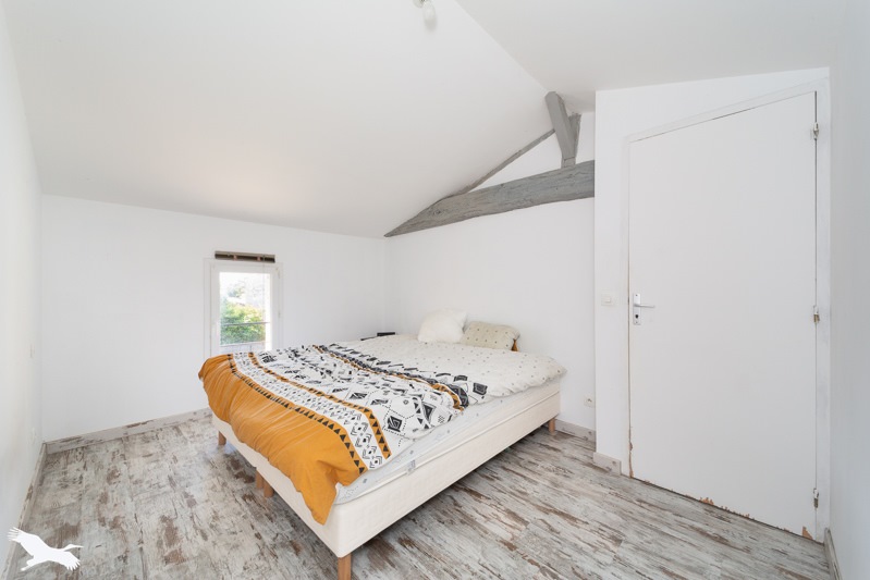 Vente Maison CEZAC - 5 pièces -167 m² - (33620)