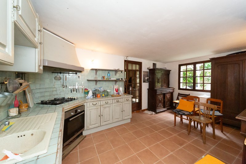 Vente Maison TIZAC DE LAPOUYADE - 5 pièces -140 m² - (33620)