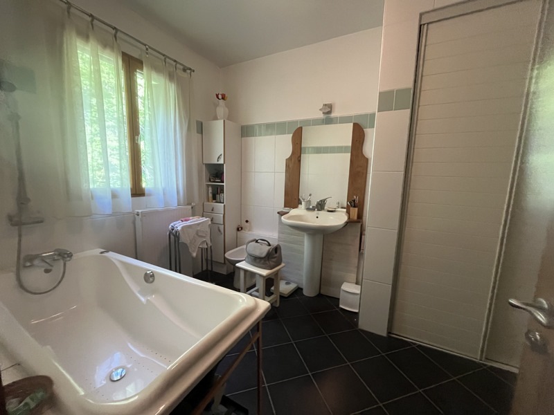 Vente Maison MARCENAIS - 8 pièces -223 m² - (33620)