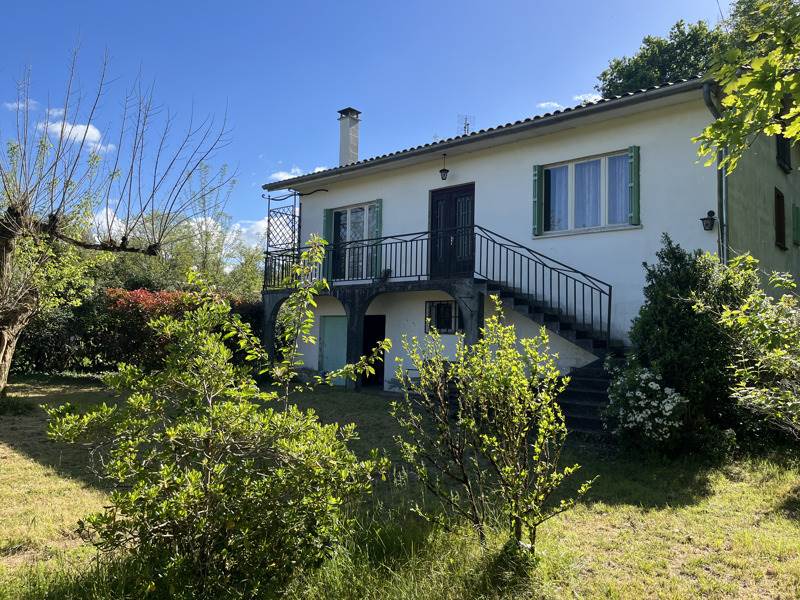 Vente Maison MARCENAIS - 8 pièces -223 m² - (33620)