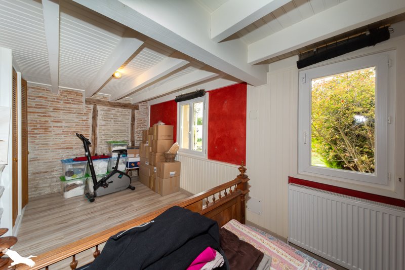 Vente Maison LARUSCADE - 6 pièces -168 m² - (33620)