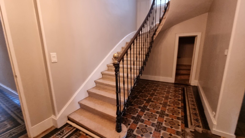Vente Maison CAVIGNAC - 6 pièces -299 m² - (33620)