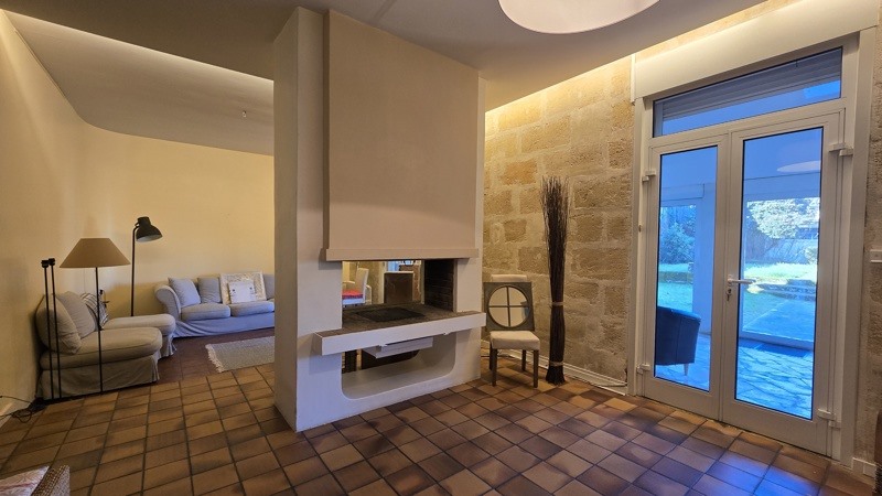 Vente Maison CAVIGNAC - 6 pièces -299 m² - (33620)