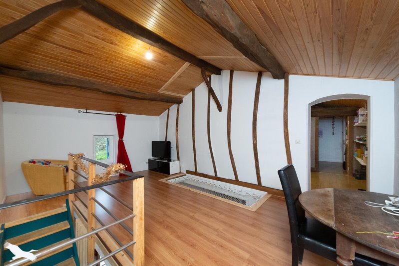 Vente Maison ST MARIENS - 7 pièces -217 m² - (33620)