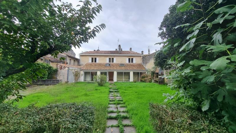 Vente Immeuble CAVIGNAC - -  401 m² - (33620)