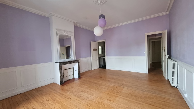 Vente Immeuble CAVIGNAC - -  401 m² - (33620)