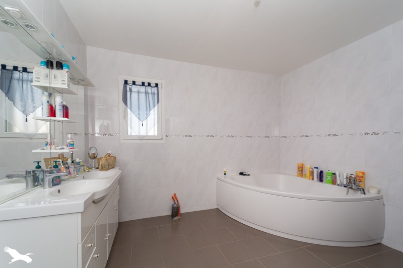 Vente Maison CUBNEZAIS - 5 pièces -165 m² - (33620)