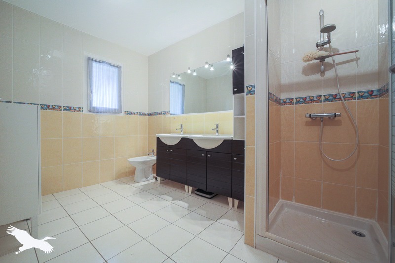 Vente Maison CAVIGNAC - 5 pièces -129 m² - (33620)