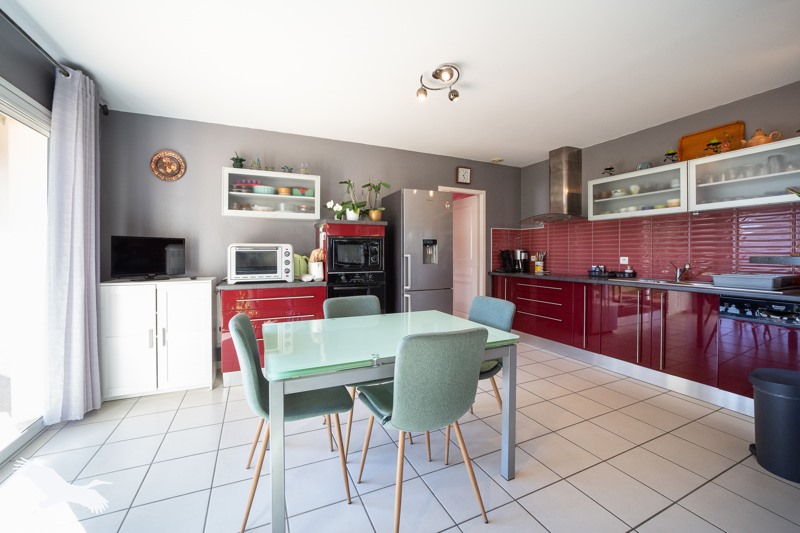 Vente Maison CAVIGNAC - 5 pièces -129 m² - (33620)