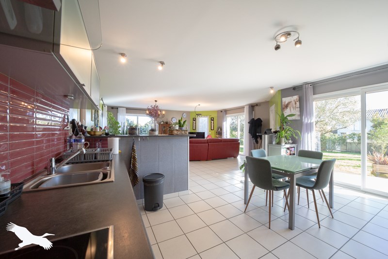 Vente Maison CAVIGNAC - 5 pièces -129 m² - (33620)