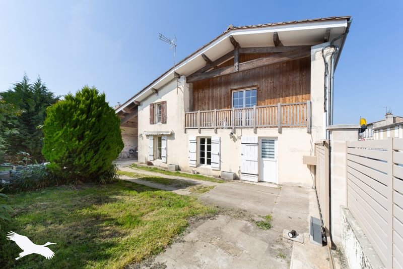 Vente Maison LARUSCADE - 5 pièces -198 m² - (33620)