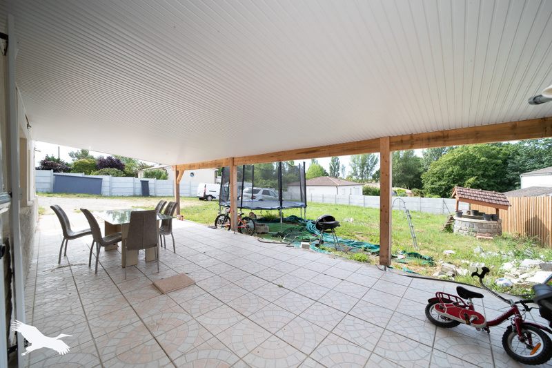 Vente Maison ST SAVIN - 5 pièces -160 m² - (33920)