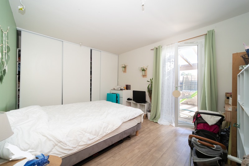 Vente Maison ST YZAN DE SOUDIAC - 5 pièces -126 m² - (33920)