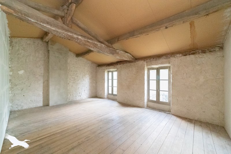 Vente Maison ST SAVIN - 5 pièces -200 m² - (33920)