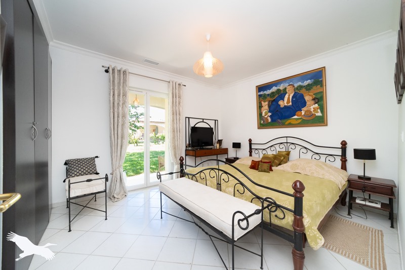 Vente Maison ST MARIENS - 6 pièces -211 m² - (33620)