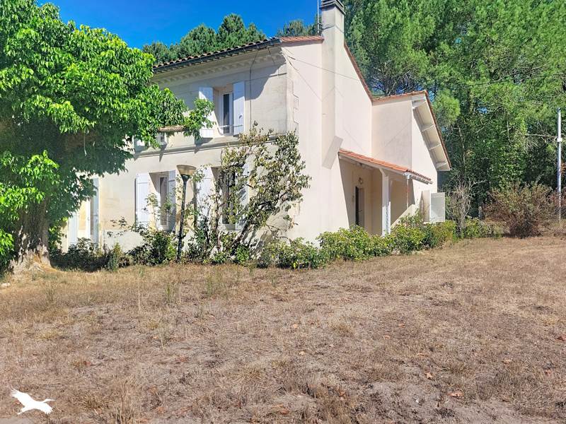 Vente Maison LARUSCADE 33620 5 pièces - 130 m²