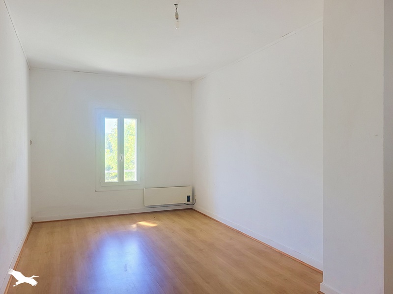 Vente Maison LARUSCADE - 5 pièces -130 m² - (33620)
