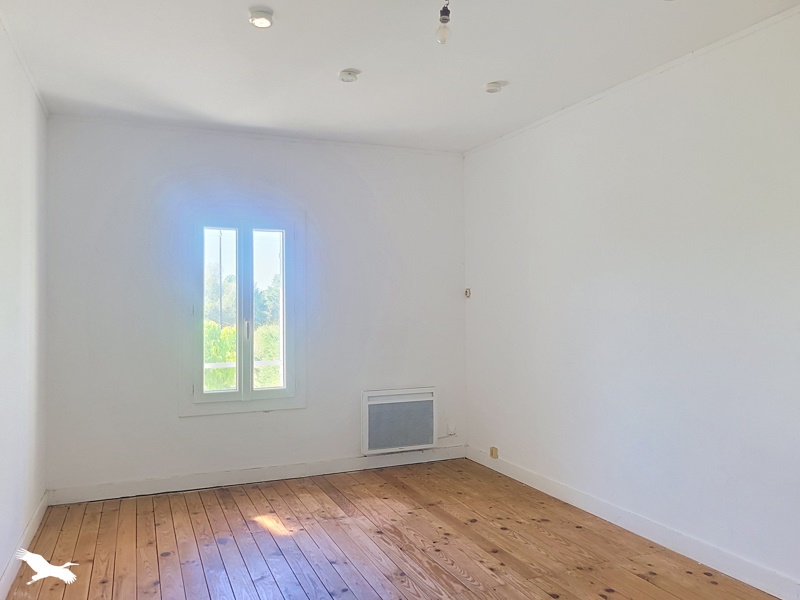Vente Maison LARUSCADE - 5 pièces -130 m² - (33620)