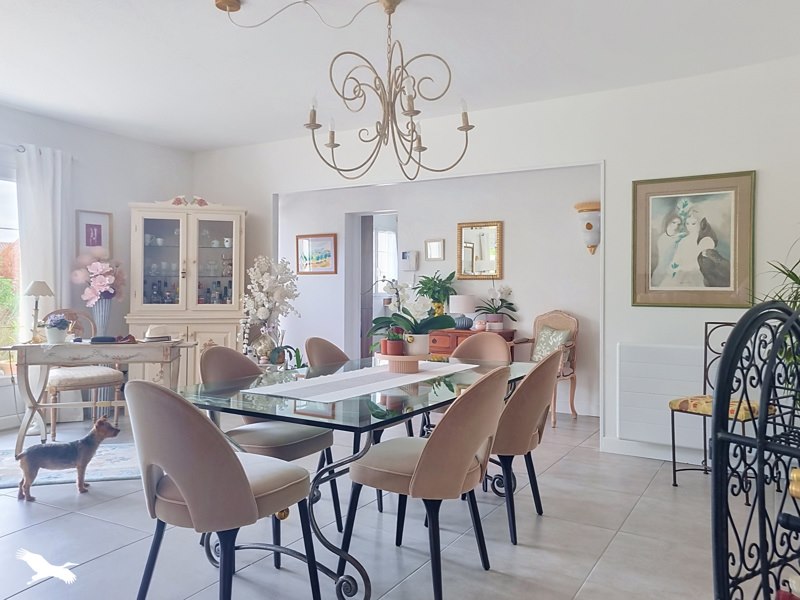 Vente Maison LARUSCADE - 5 pièces -182 m² - (33620)