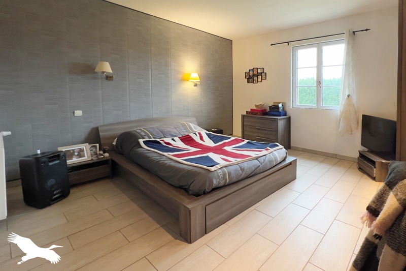Vente Maison TERRES DE HAUTE CHARENTE - 4 pièces -138 m² - (16270)