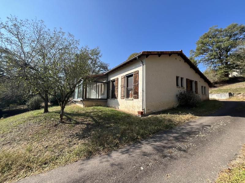 Vente Maison Confolens - 4 pièces -100 m² - (16500)
